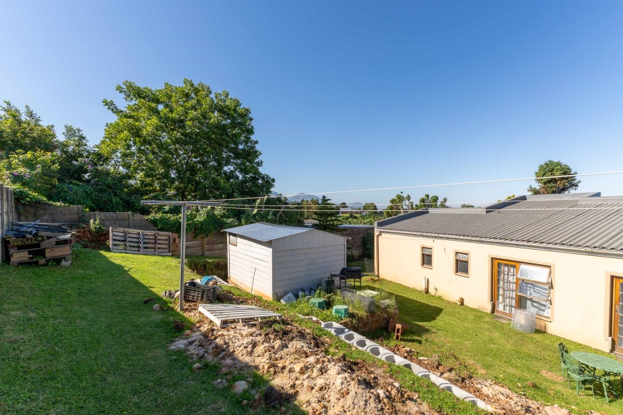 5 Bedroom Property for Sale in Denneoord Western Cape
